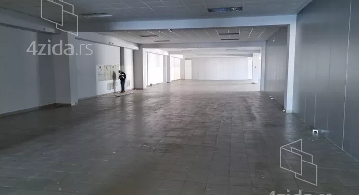 Poslovni prostor | 4zida