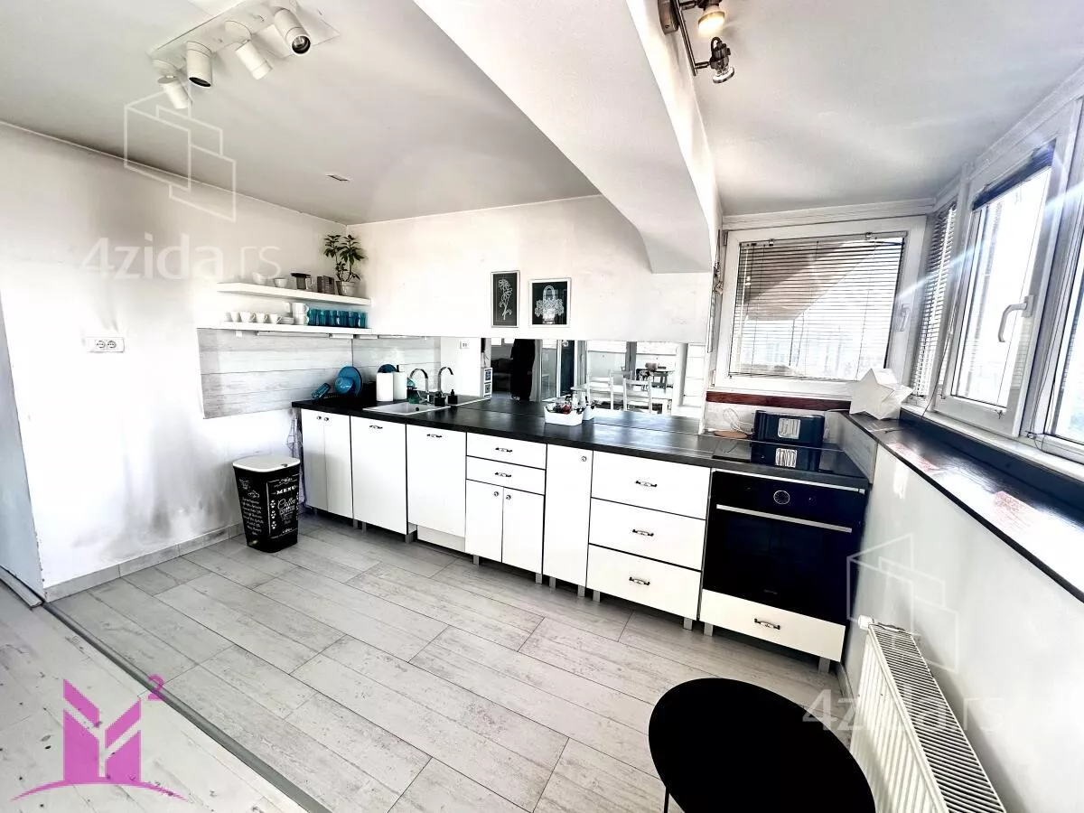 Četvorosoban stan | 4zida