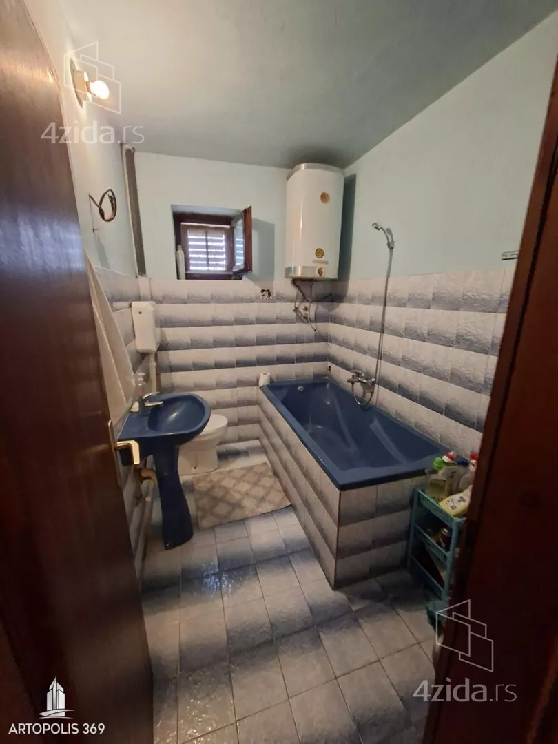 3-etažna kuća | 4zida