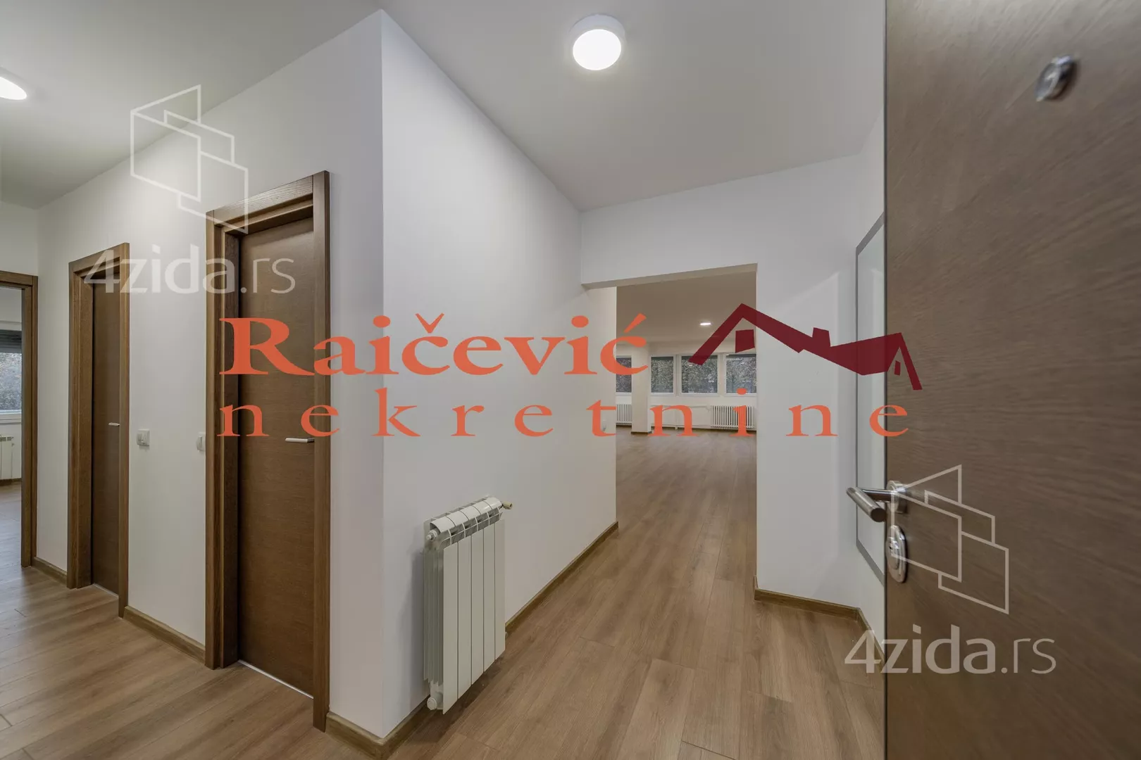 Petosoban stan | 4zida