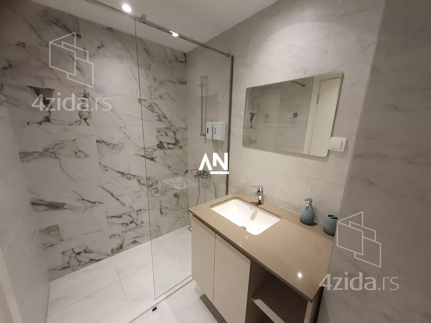 Jednosoban stan | 4zida