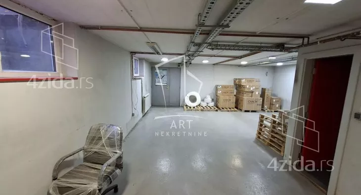 Poslovni prostor | 4zida