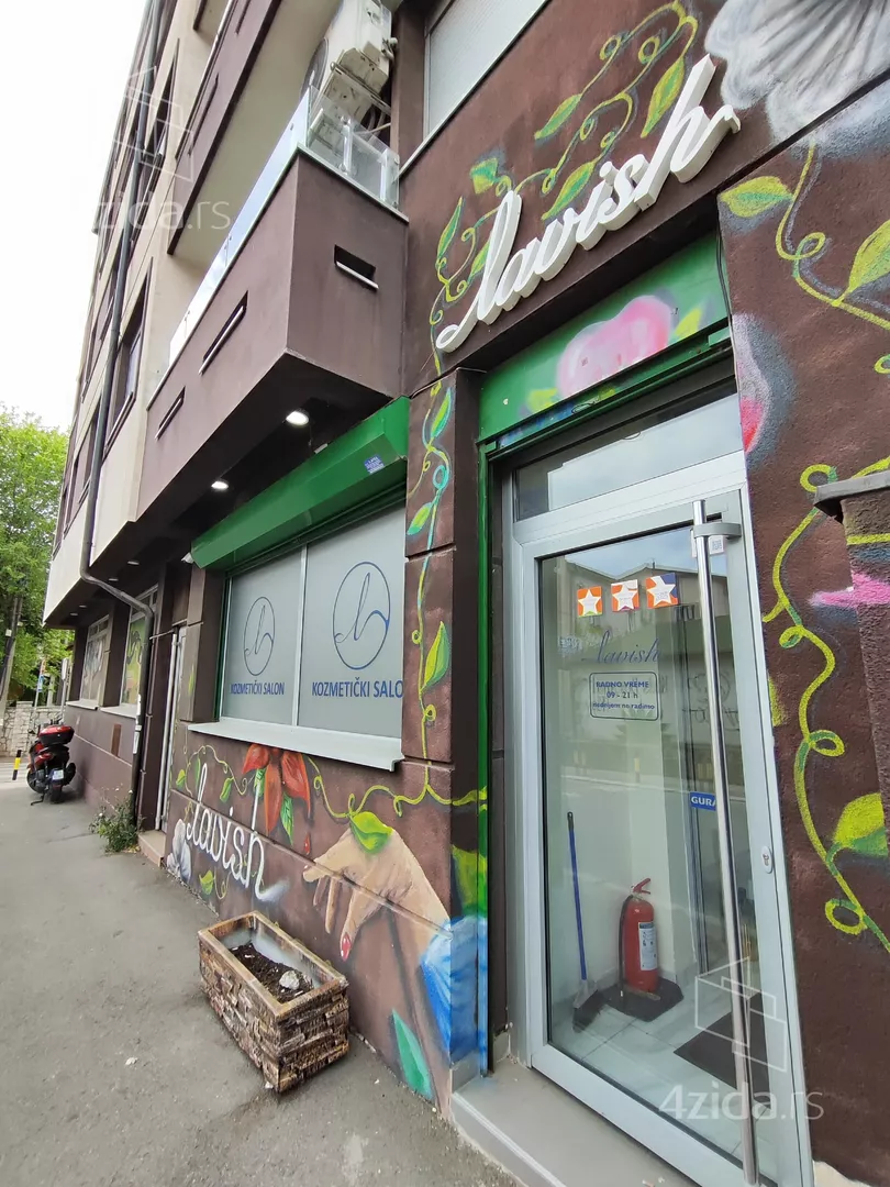 Lokal | 4zida