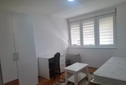 Gradska Bolnica | 4zida.rs