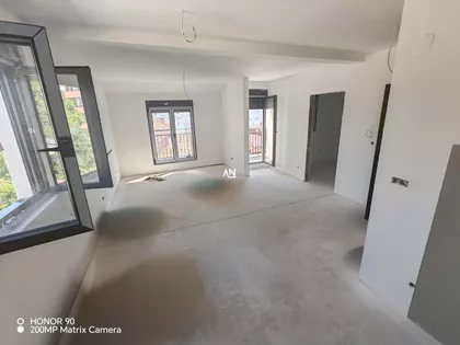 Ćurtovo brdo | 4zida.rs