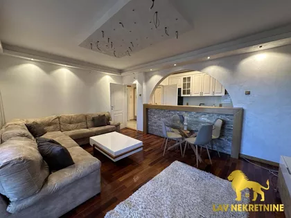 BULEVAR OSLOBOĐENJA | 4zida.rs