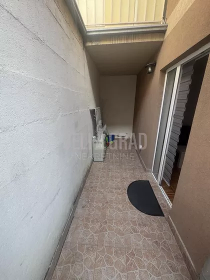 Kneževačka | 4zida.rs