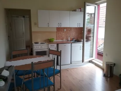 Kovačeva 24A | 4zida.rs