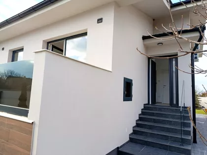 Mali Radanovac | 4zida.rs