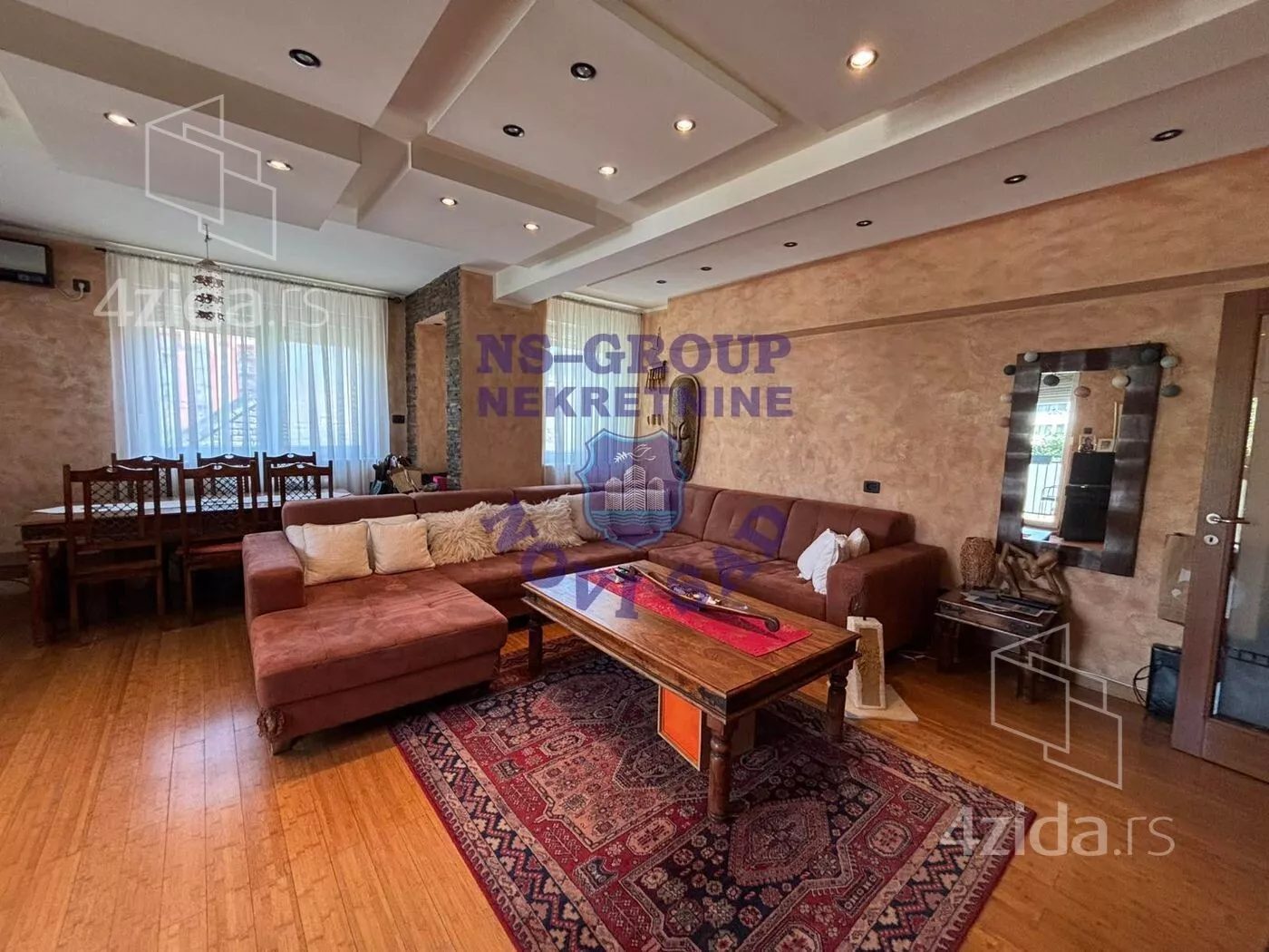 Četvoroiposoban stan | 4zida