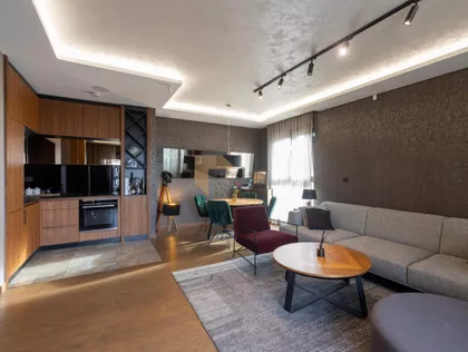 Petra Martinovica | 4zida.rs