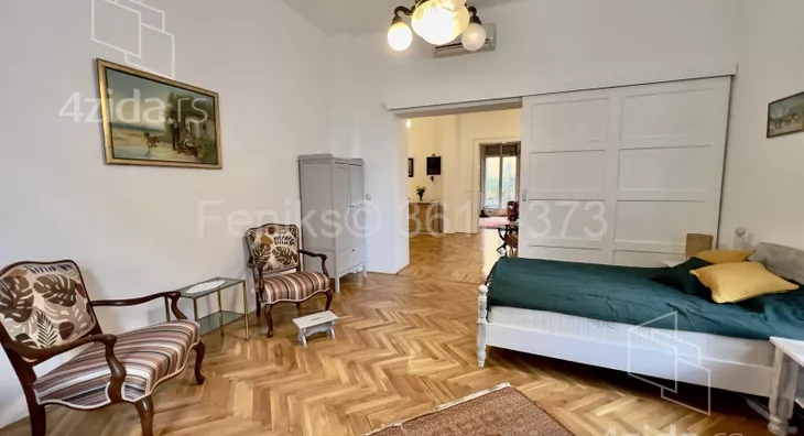 Četvoroiposoban stan | 4zida