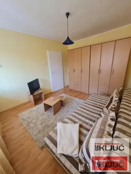 Železnička stanica | 4zida.rs