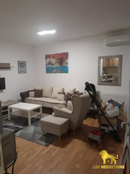 GUNDULIĆEVA | 4zida.rs