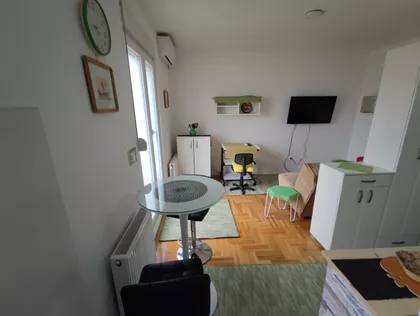 Šavnička 18 | 4zida.rs