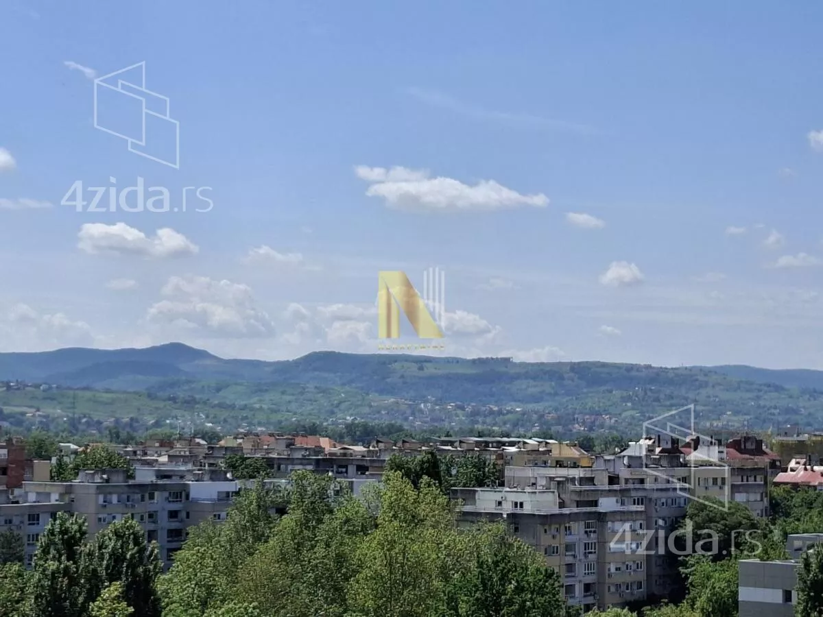 Petosoban stan | 4zida