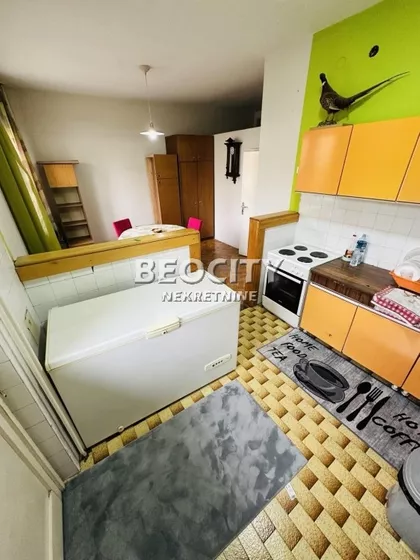 Maksima Gorkog | 4zida.rs
