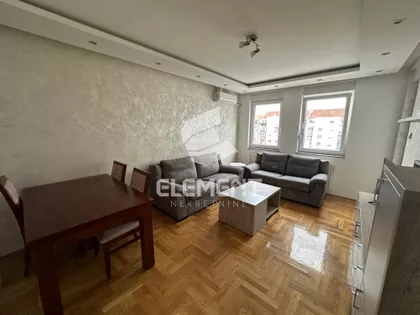 Janka Veselinovića | 4zida.rs