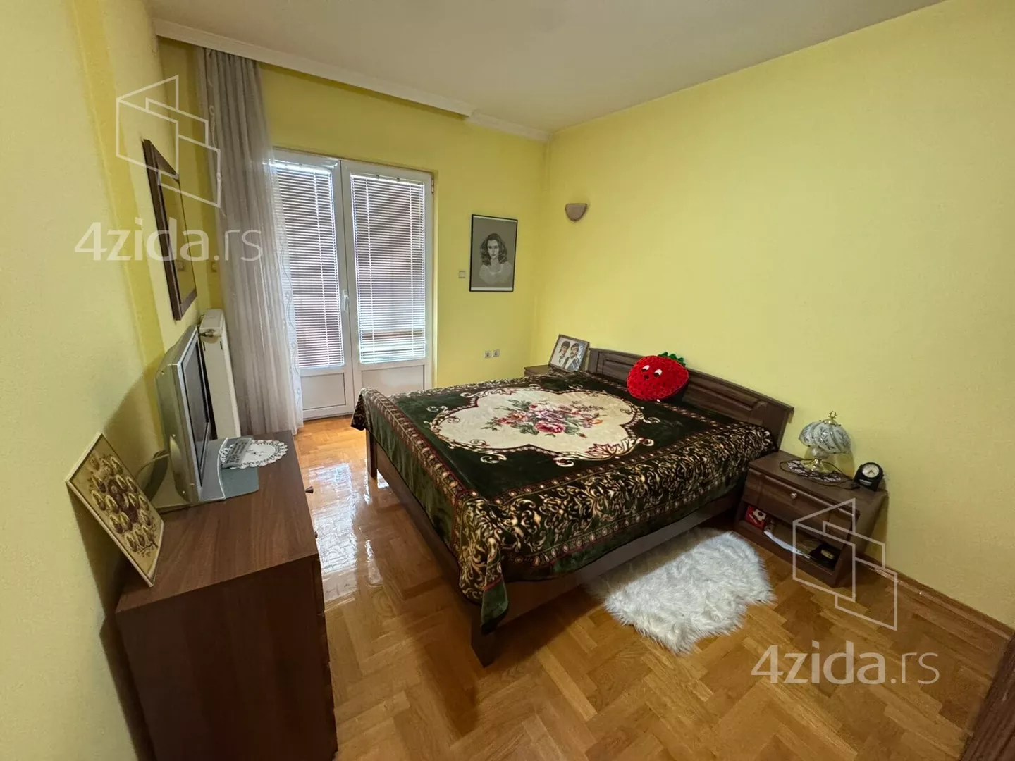 Troiposoban stan | 4zida