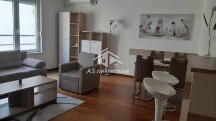 Crveni Krst Vračar | 4zida.rs