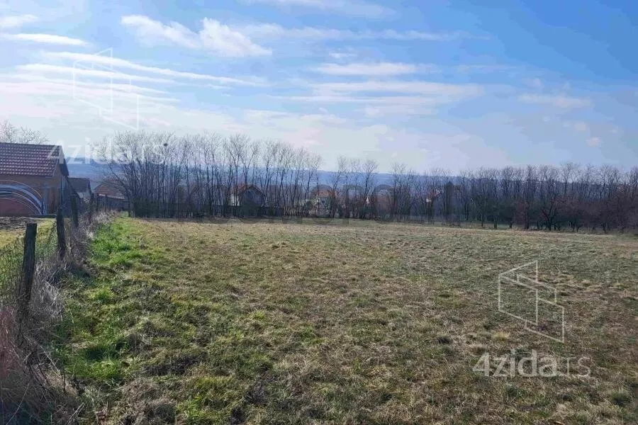 Građevinsko zemljište | 4zida