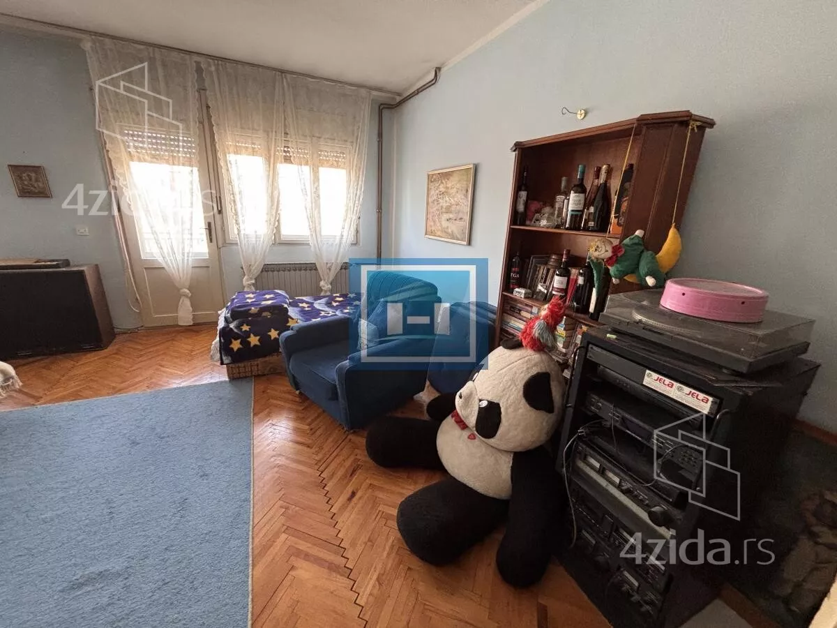 Kuća | 4zida