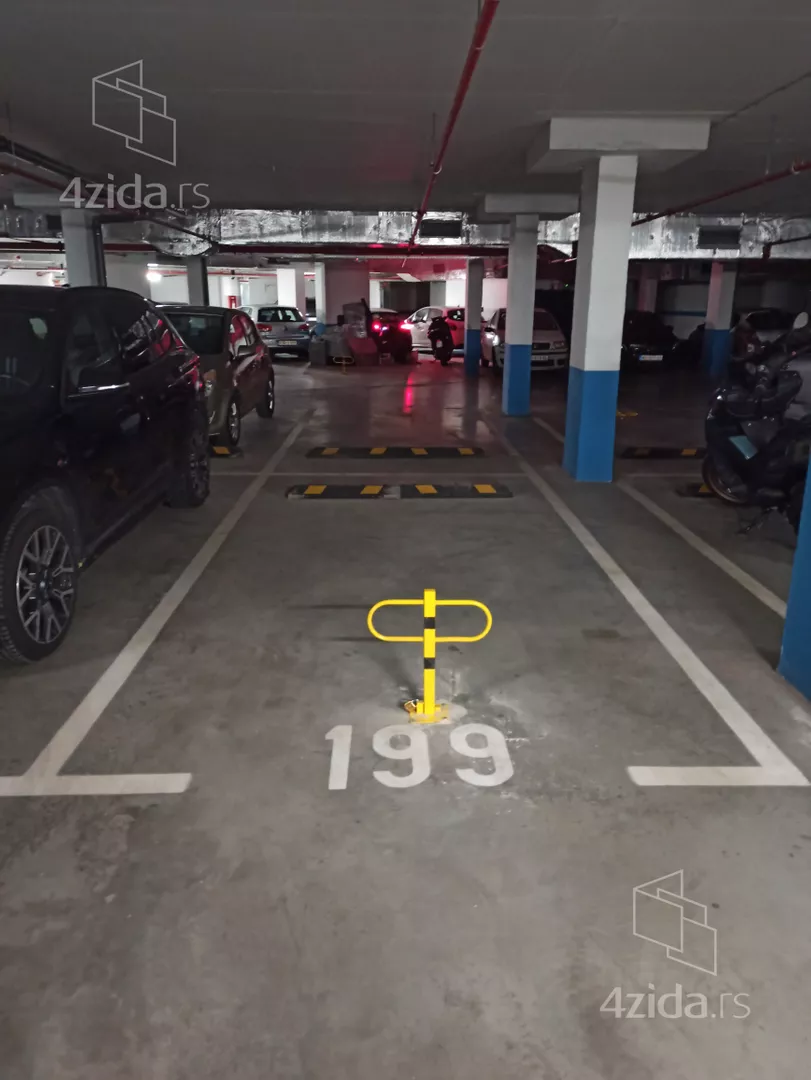 Parking | 4zida