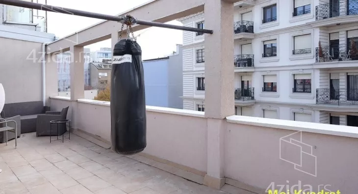 Troiposoban stan | 4zida