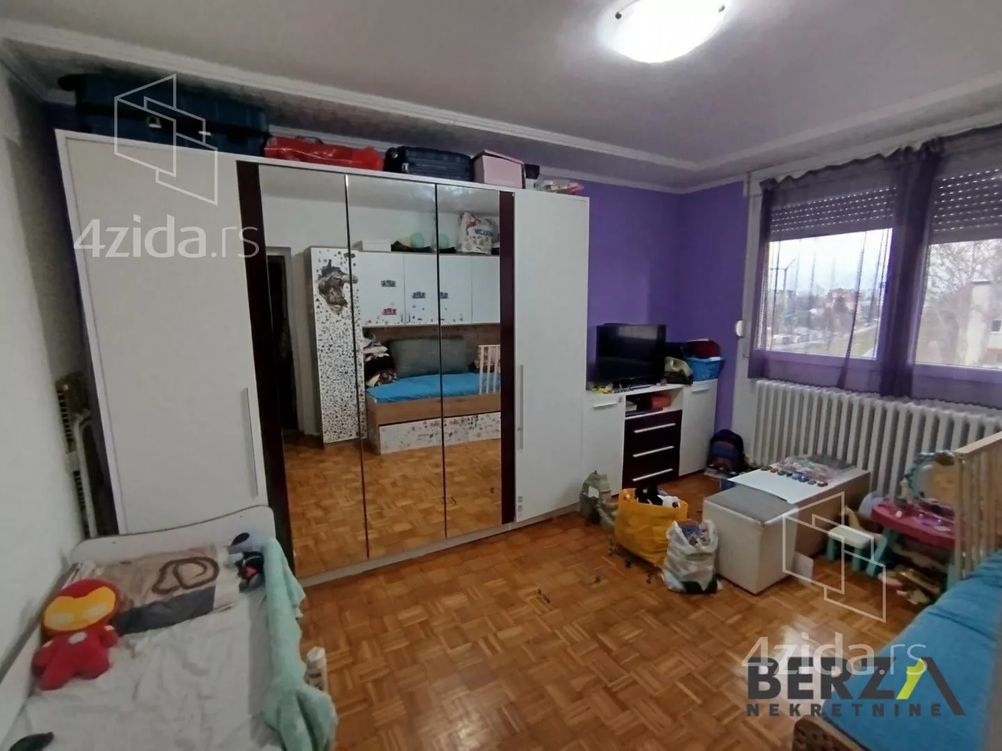 Jednoiposoban stan | 4zida