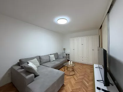 Grčića Milenka bb | 4zida.rs