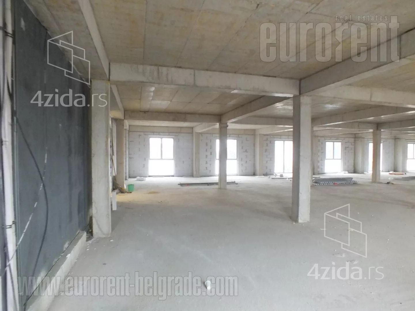 Poslovni prostor | 4zida
