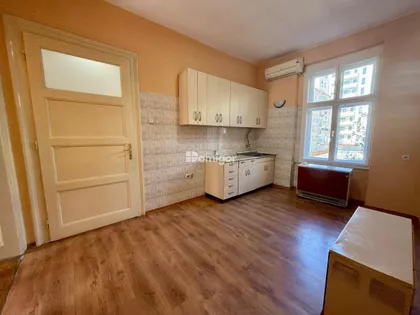 Sarajevska | 4zida.rs