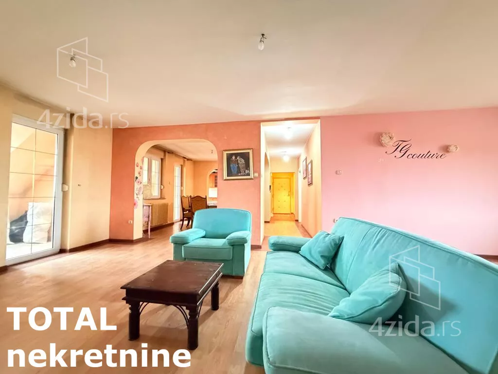 Petosoban stan | 4zida