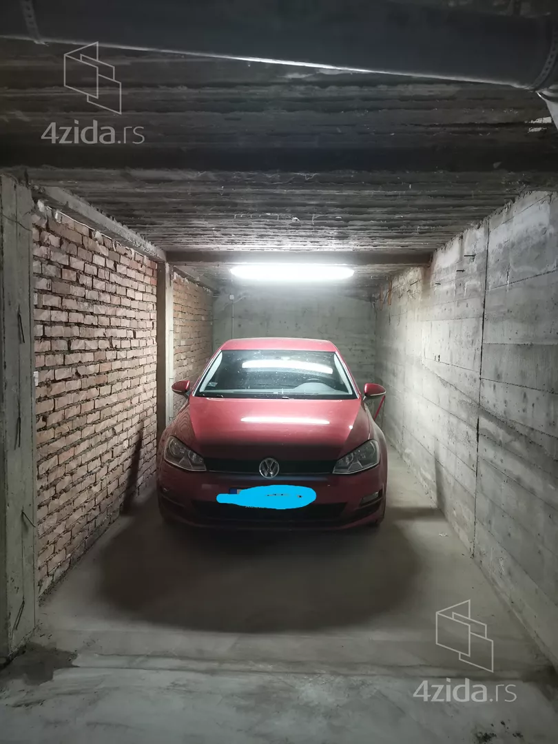 Garaža | 4zida