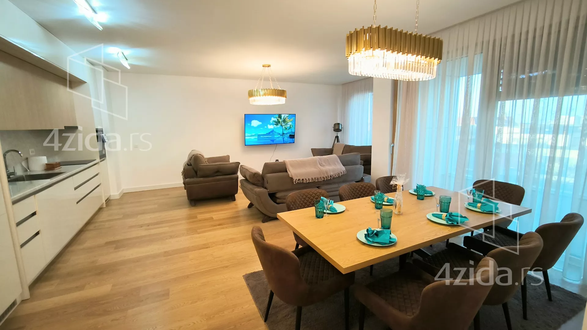 Trosoban stan | 4zida