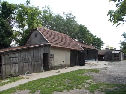 Mali Radanovac | 4zida.rs