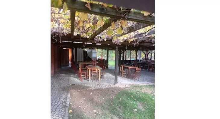 Ugostiteljski objekat | 4zida