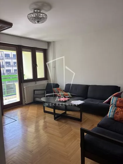 Radnička | 4zida.rs