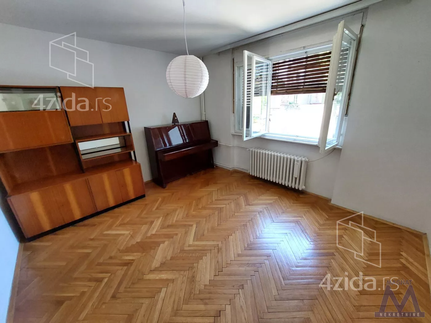 Četvoroiposoban stan | 4zida