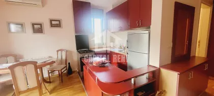 Luke Vojvodića | 4zida.rs