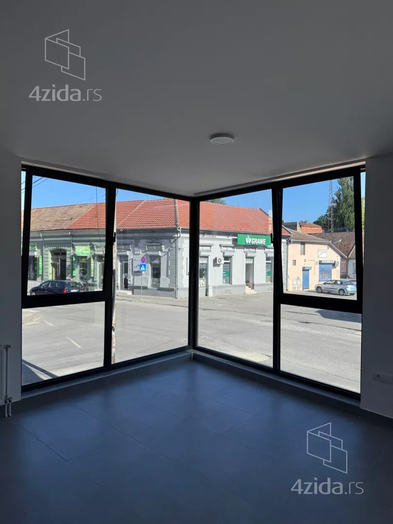 Lokal | 4zida