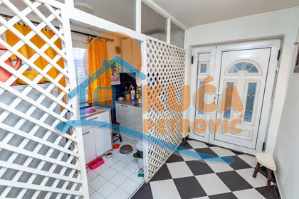 Orlovića Pavla | 4zida.rs