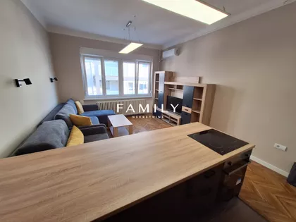 Stari Grad | 4zida.rs