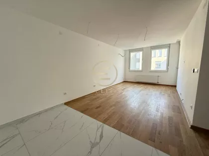 Bulevar Patrijarha Pavla (Somborski Bulevar) | 4zida.rs