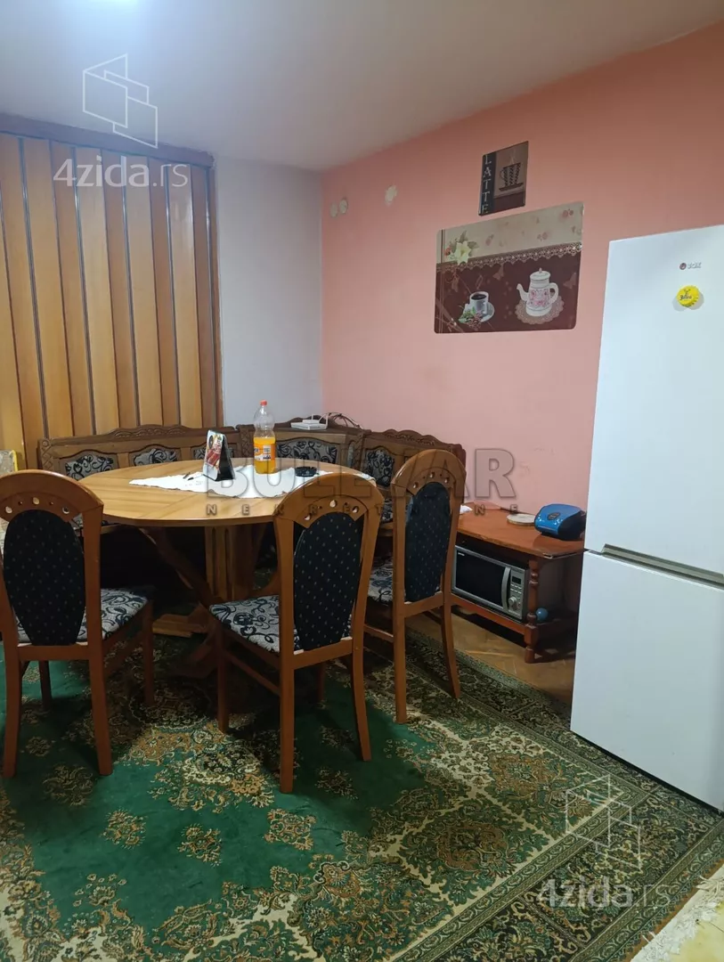 Troiposoban stan | 4zida