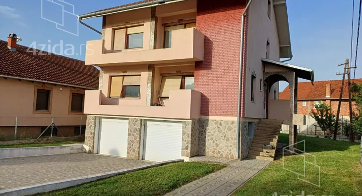 3-etažna kuća | 4zida