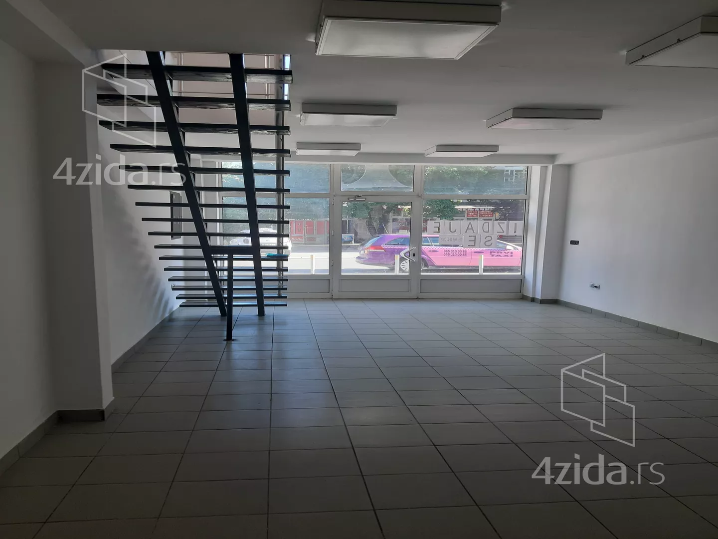 Lokal | 4zida