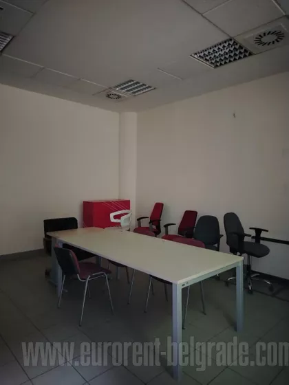 DONJI DORĆOL | 4zida.rs