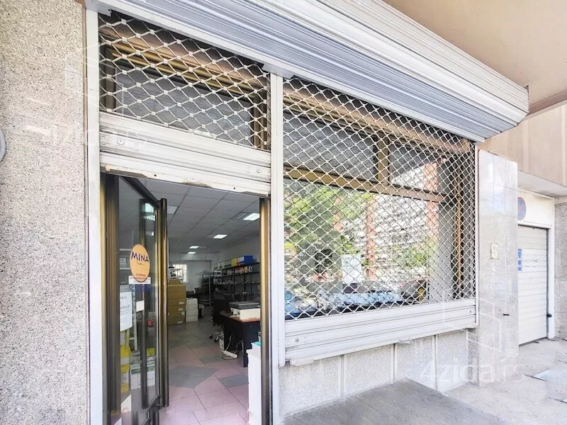 Poslovni prostor | 4zida