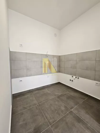 Novo Naselje | 4zida.rs